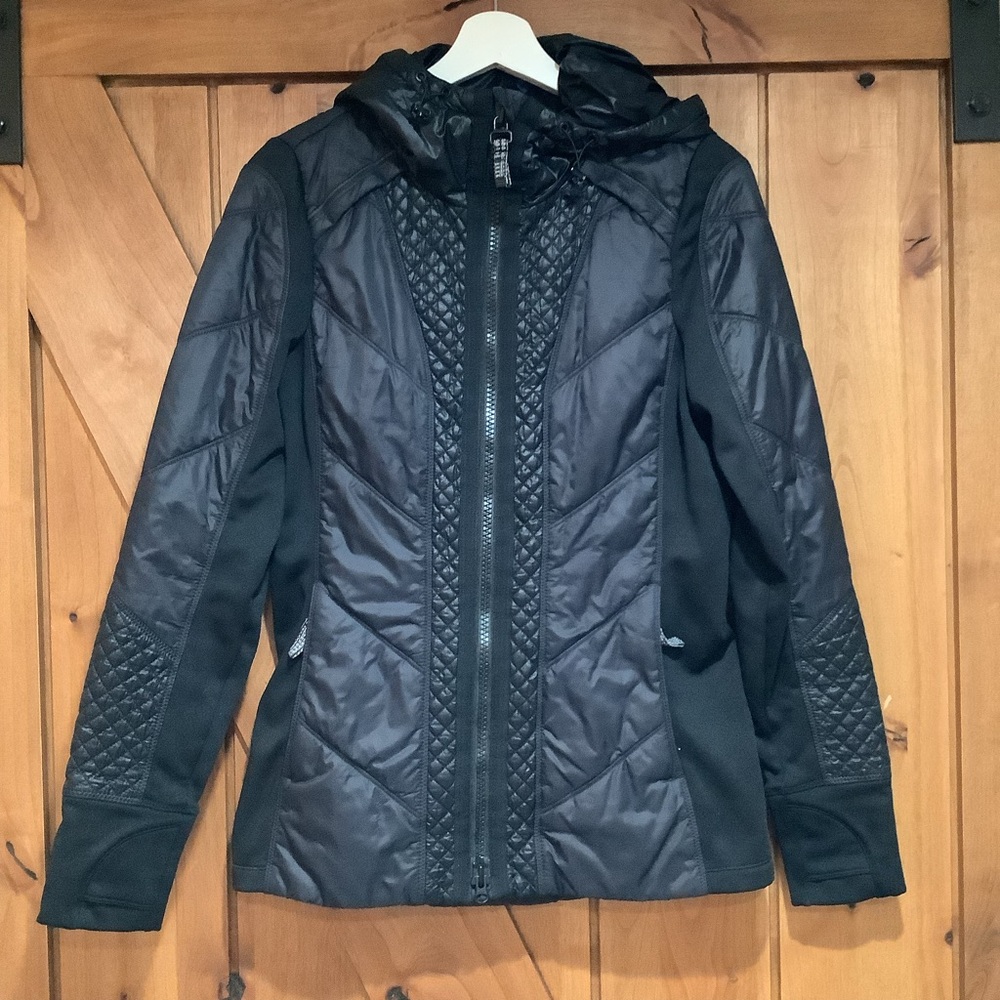 Athleta Rock Springs Quilted Jacket